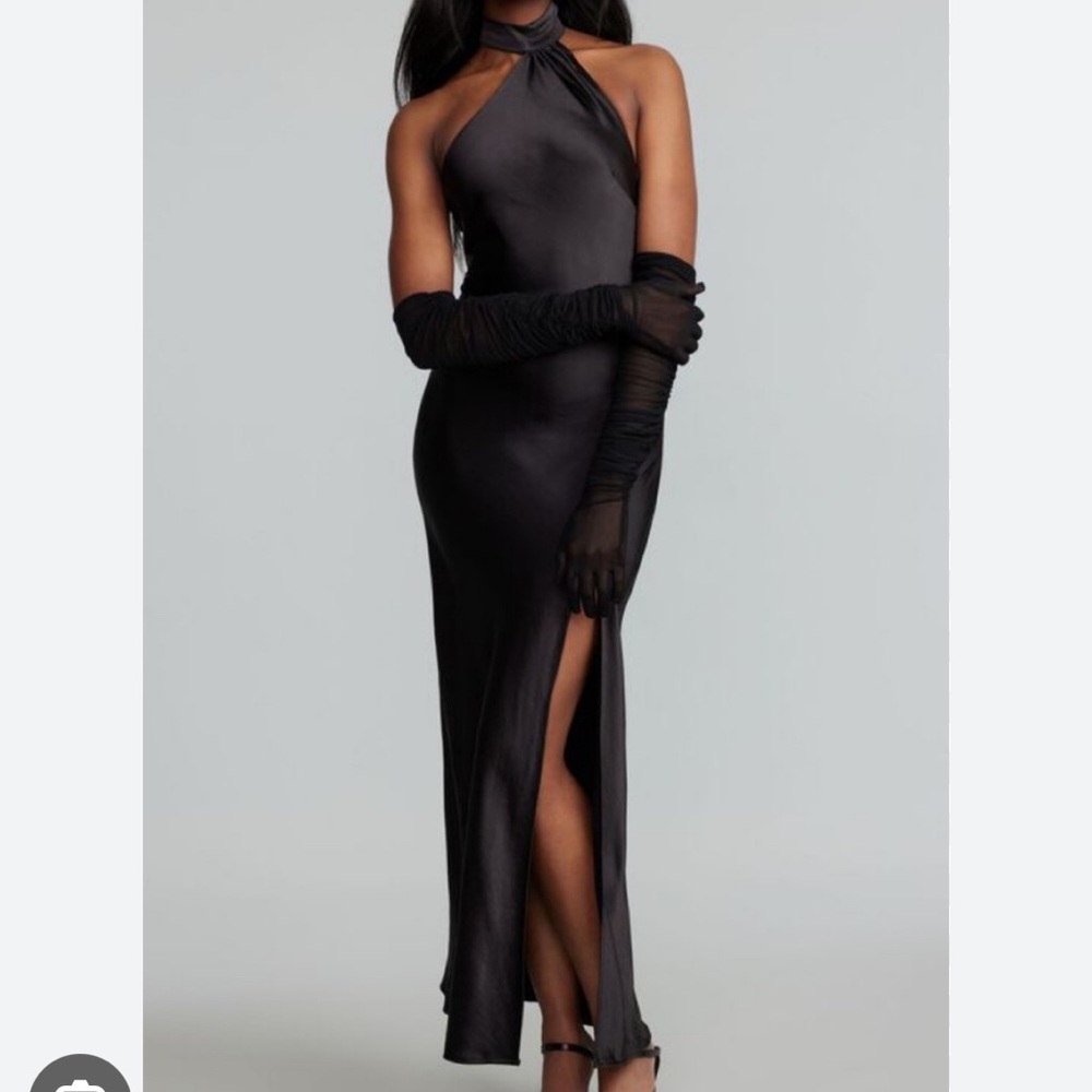 DYNAMITE CLOTHING AUDREY HALTER NECKLINE BLACK SATIN MAXI DRESS IN SIZE XS